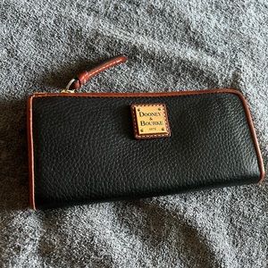 Dooney and Bourke wallet